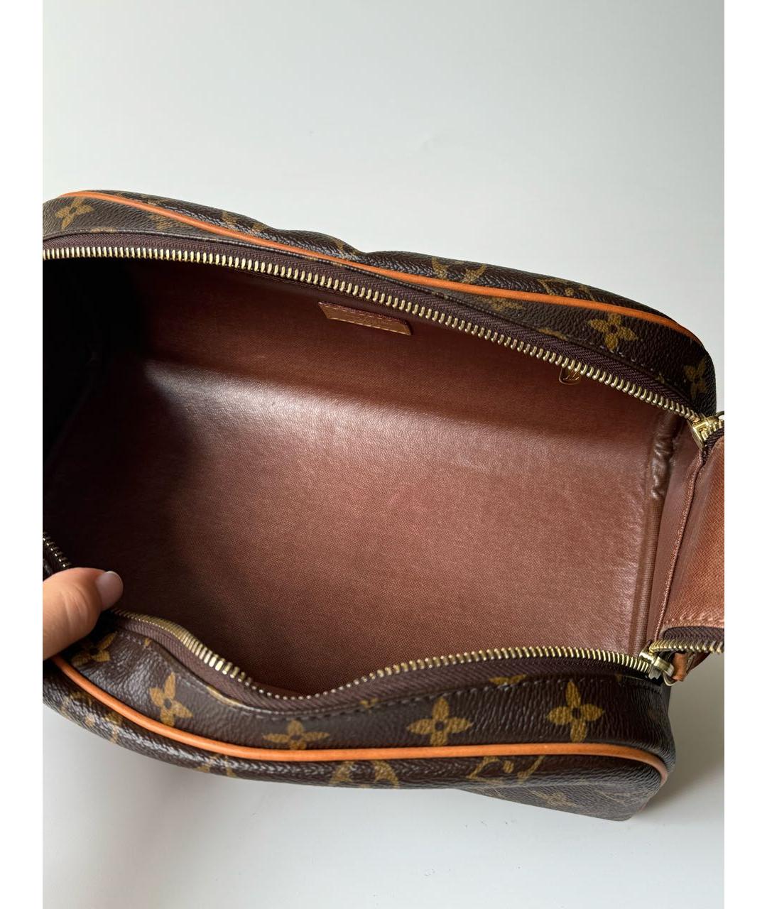 LOUIS VUITTON Коричневая косметичка из искусственной кожи, фото 7