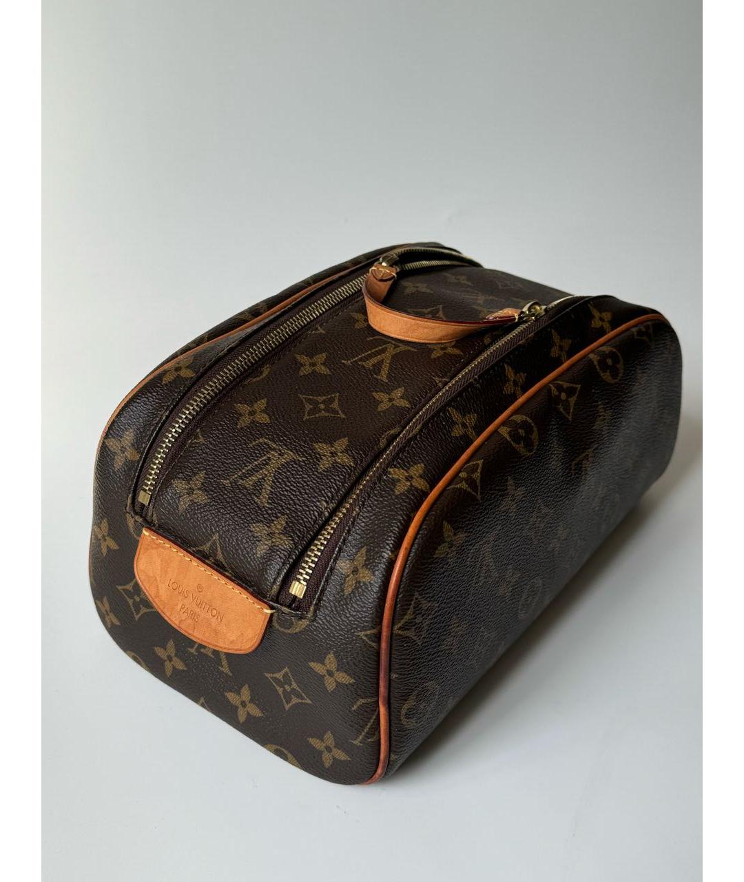 LOUIS VUITTON Коричневая косметичка из искусственной кожи, фото 9