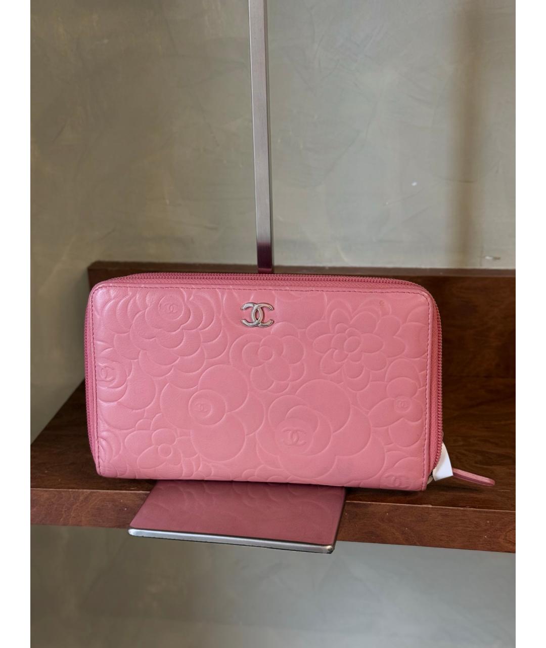 CHANEL Розовый кожаный кошелек, фото 2