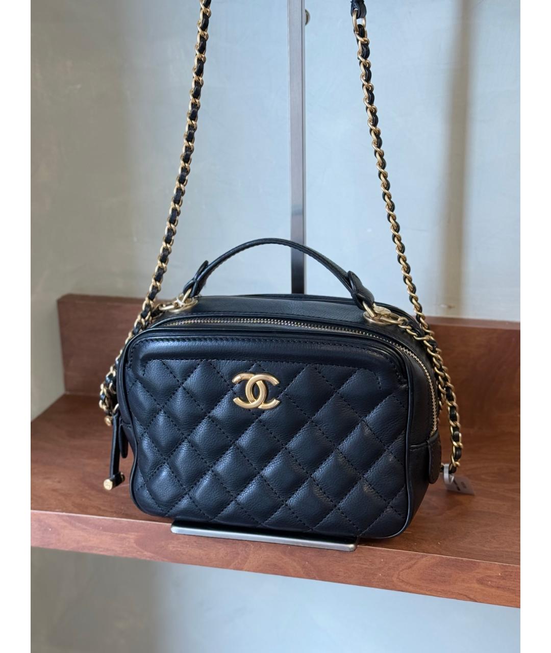 CHANEL Черная кожаная сумка через плечо, фото 2