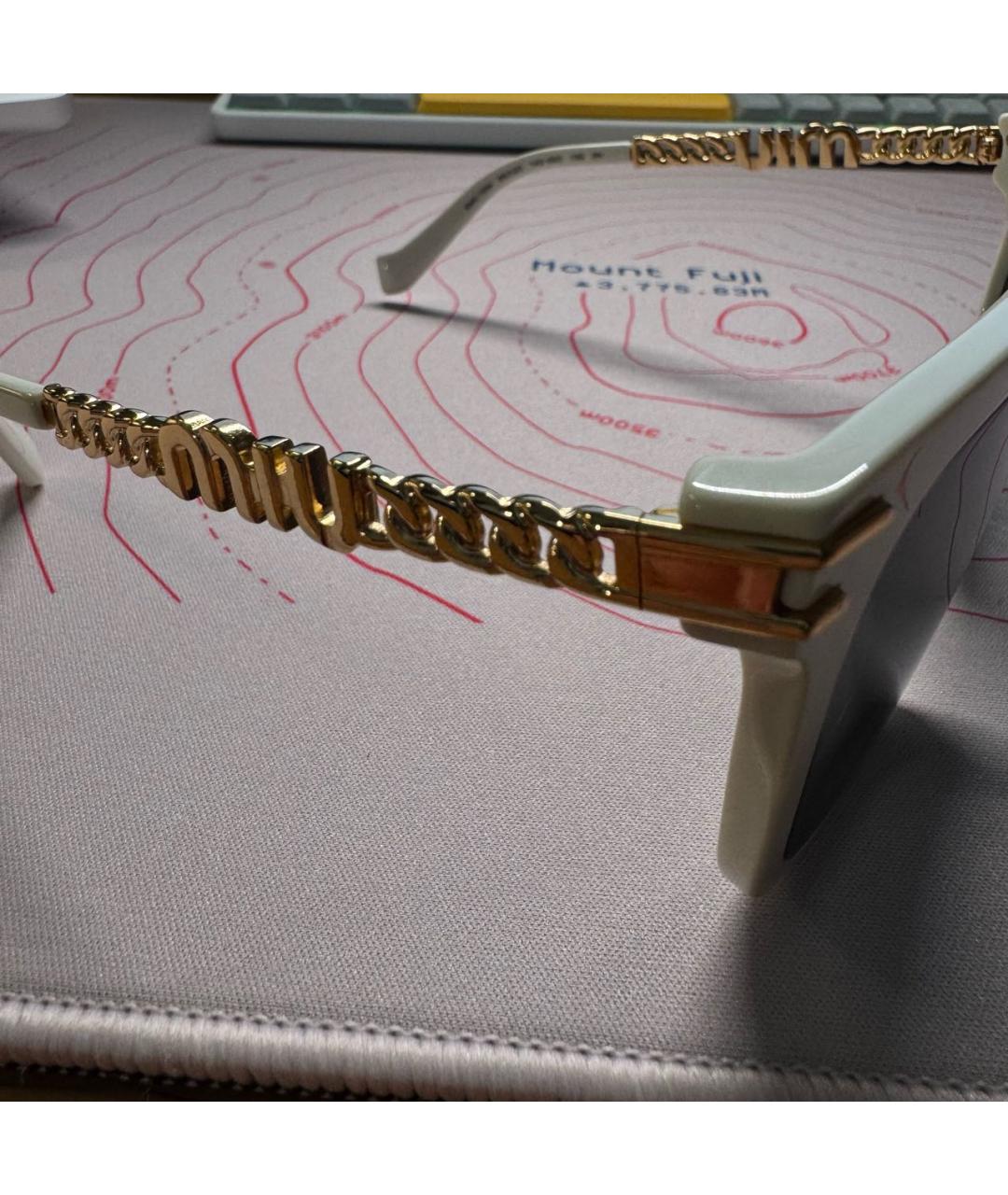 MIU MIU Белые пластиковые солнцезащитные очки, фото 3