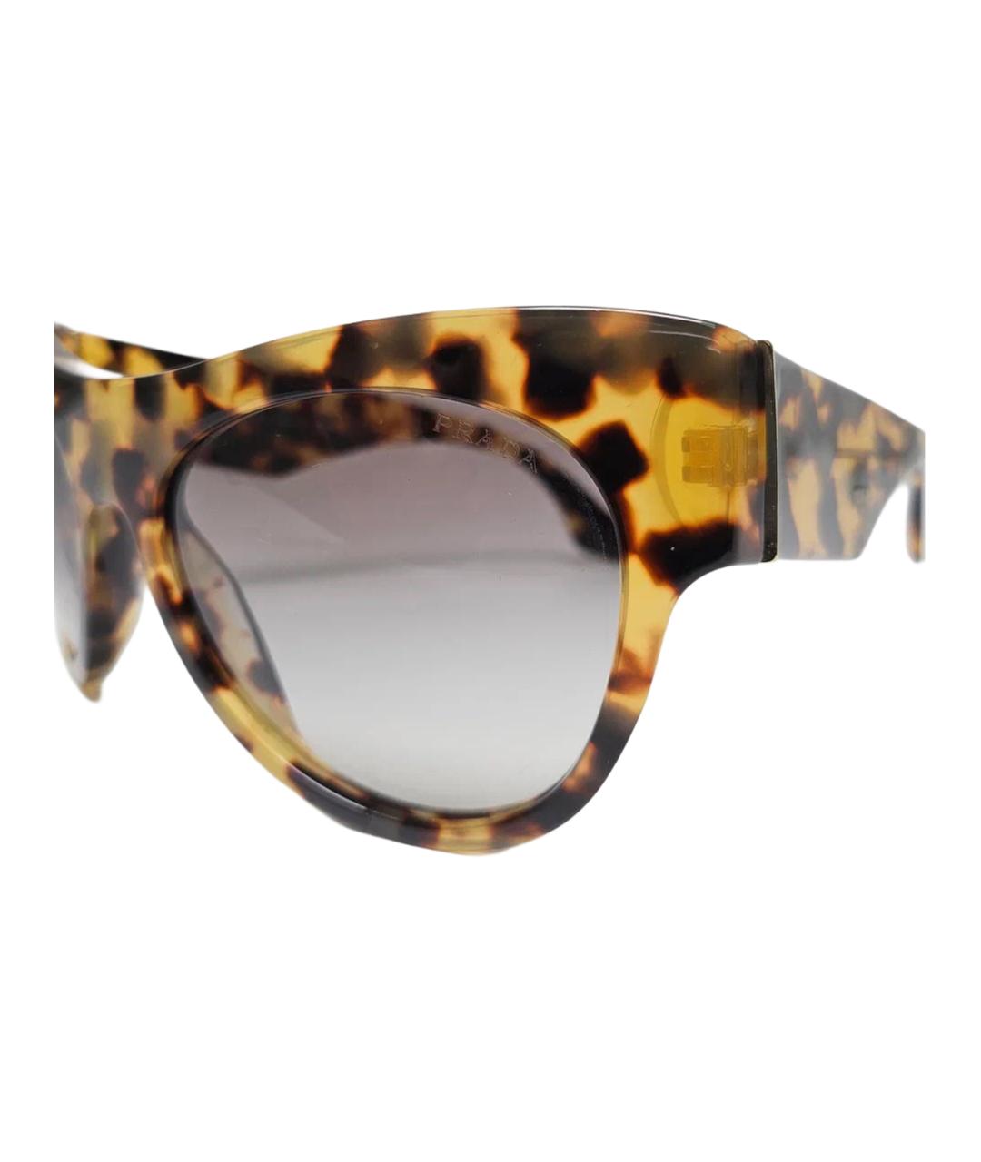 PRADA Коричневые пластиковые солнцезащитные очки, фото 2