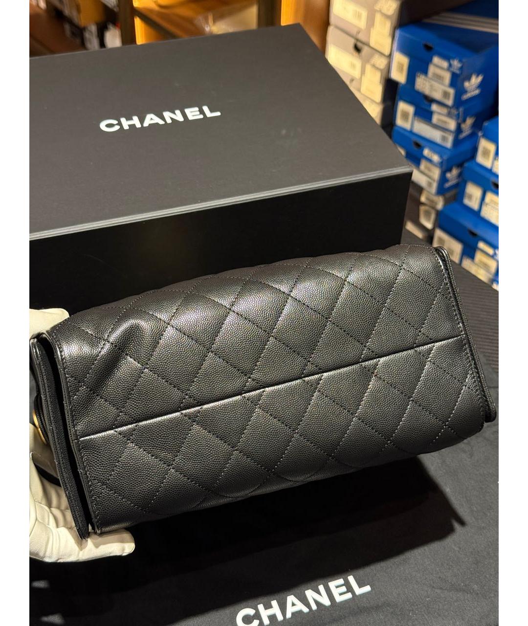 CHANEL Черная кожаная сумка через плечо, фото 7