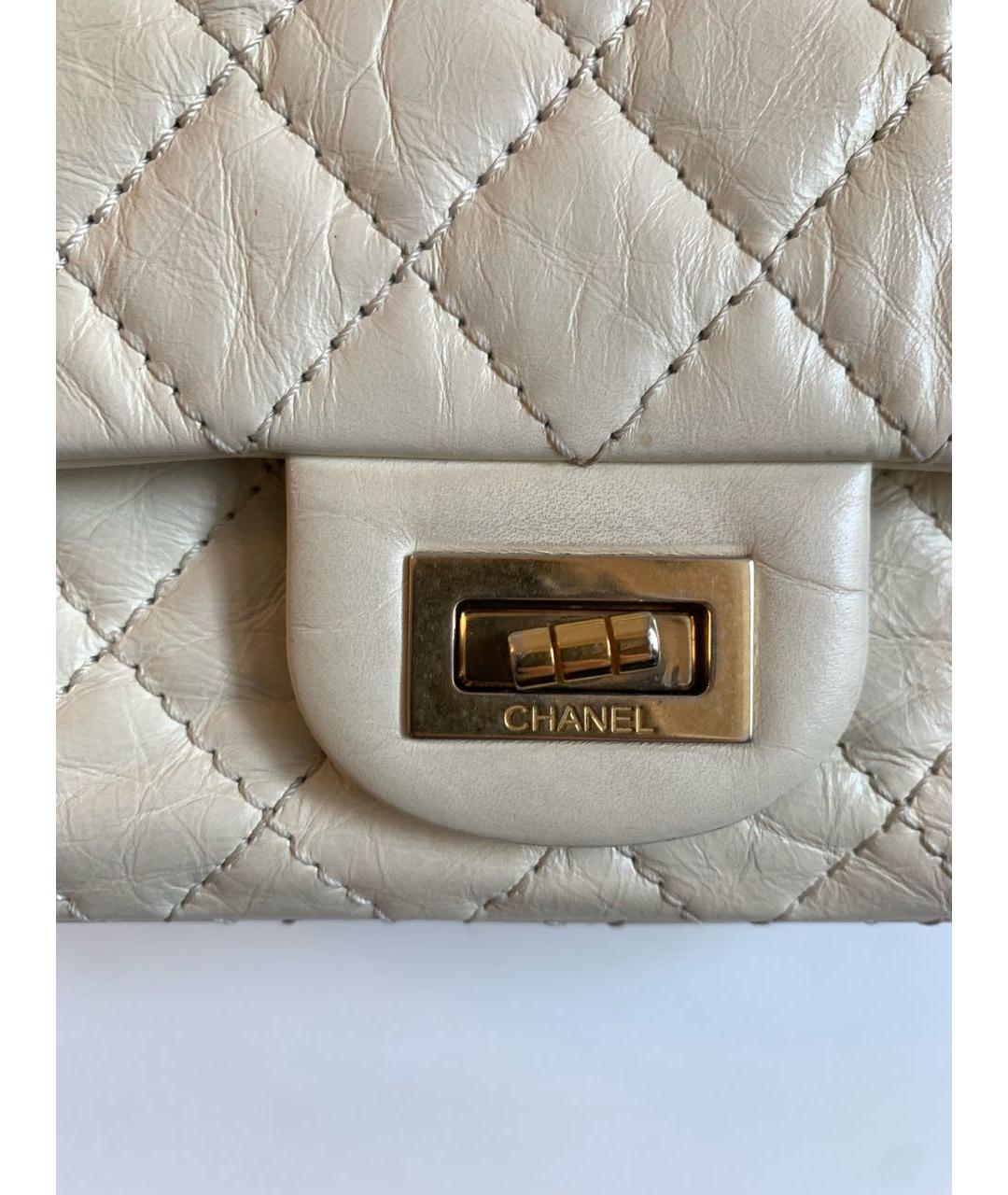 CHANEL Бежевая кожаная сумка через плечо, фото 5