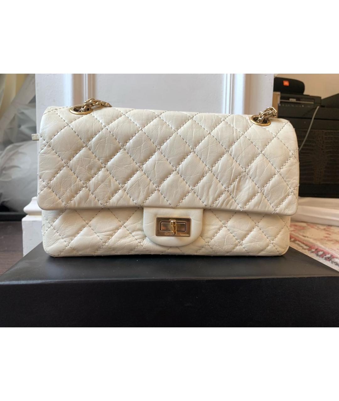 CHANEL Бежевая кожаная сумка через плечо, фото 2