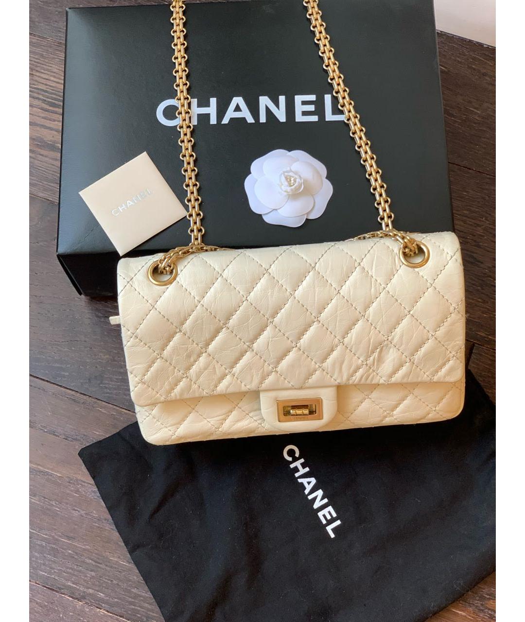 CHANEL Бежевая кожаная сумка через плечо, фото 7