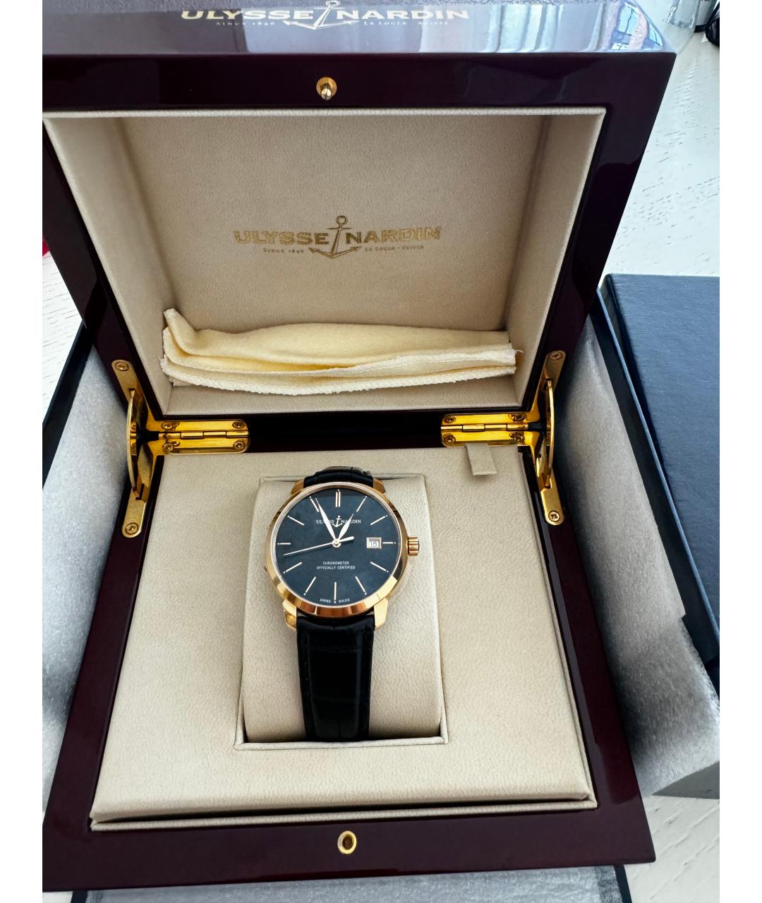 Ulysse Nardin Золотые часы из желтого золота, фото 2
