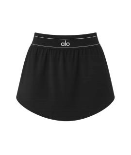 ALO YOGA Спортивные брюки и шорты