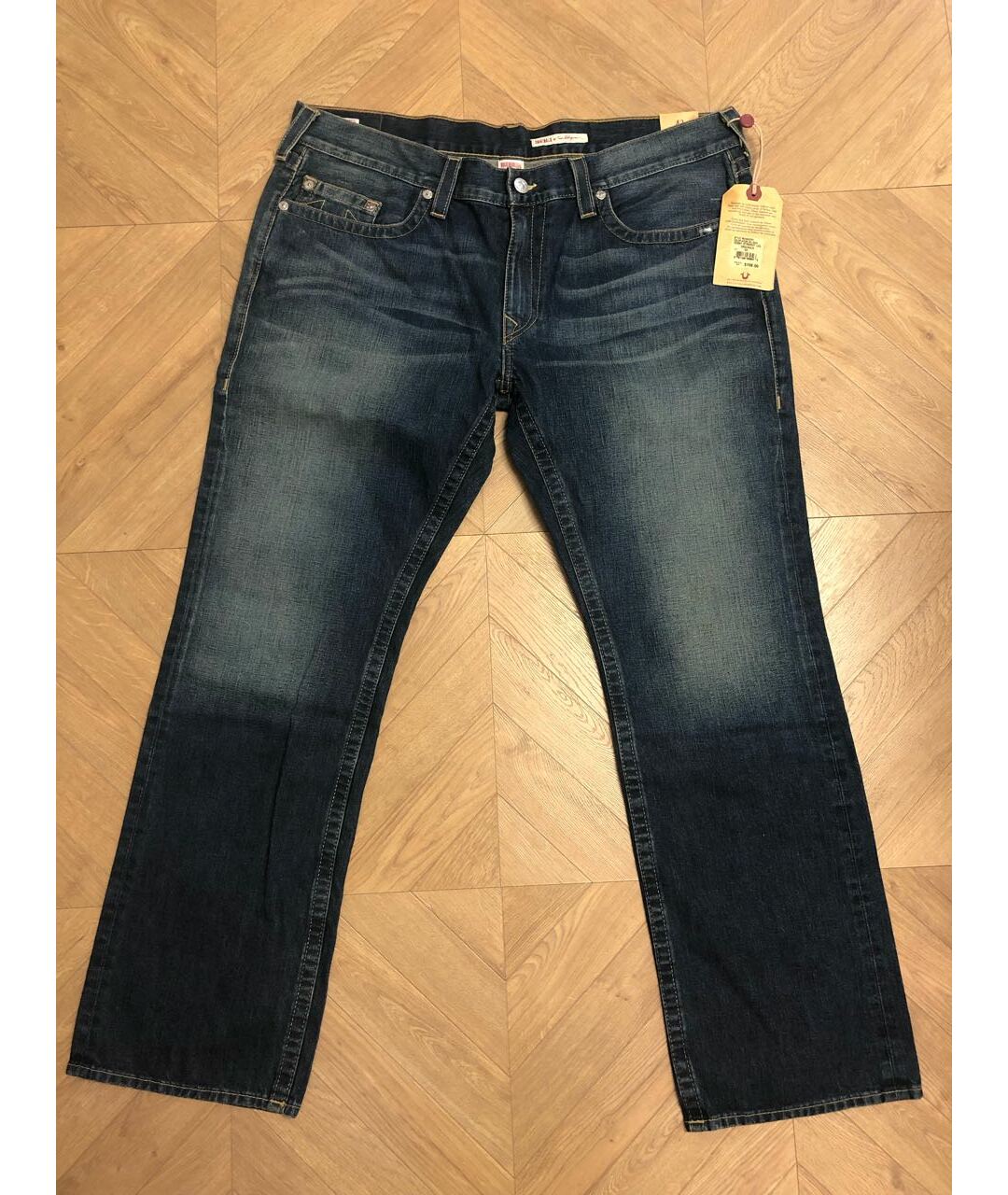 Джинсы Regular Fit хлопковые от TRUE RELIGION за 20 160 рублей со