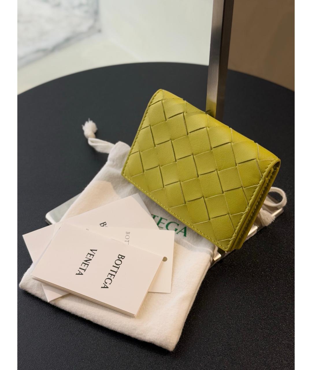 BOTTEGA VENETA Зеленый кожаный кошелек, фото 2