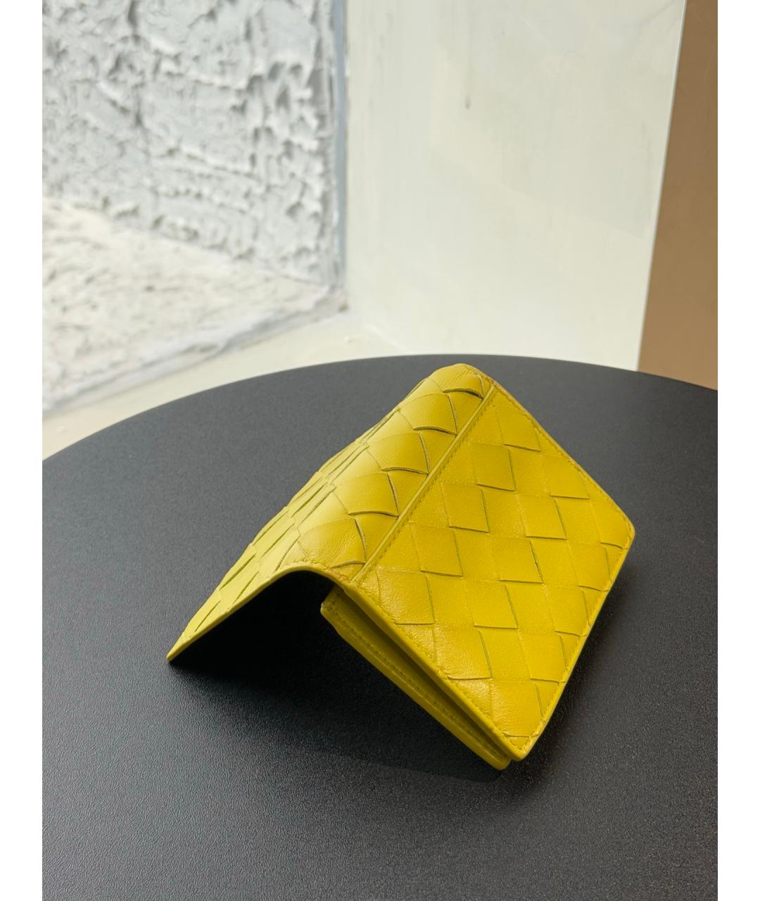BOTTEGA VENETA Зеленый кожаный кошелек, фото 4