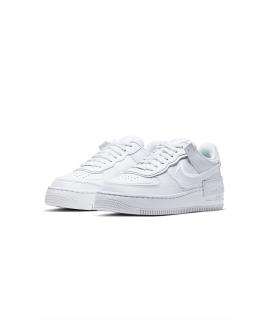 NIKE Кроссовки
