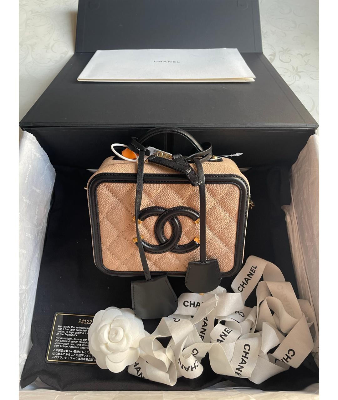 CHANEL Бежевая кожаная сумка с короткими ручками, фото 7