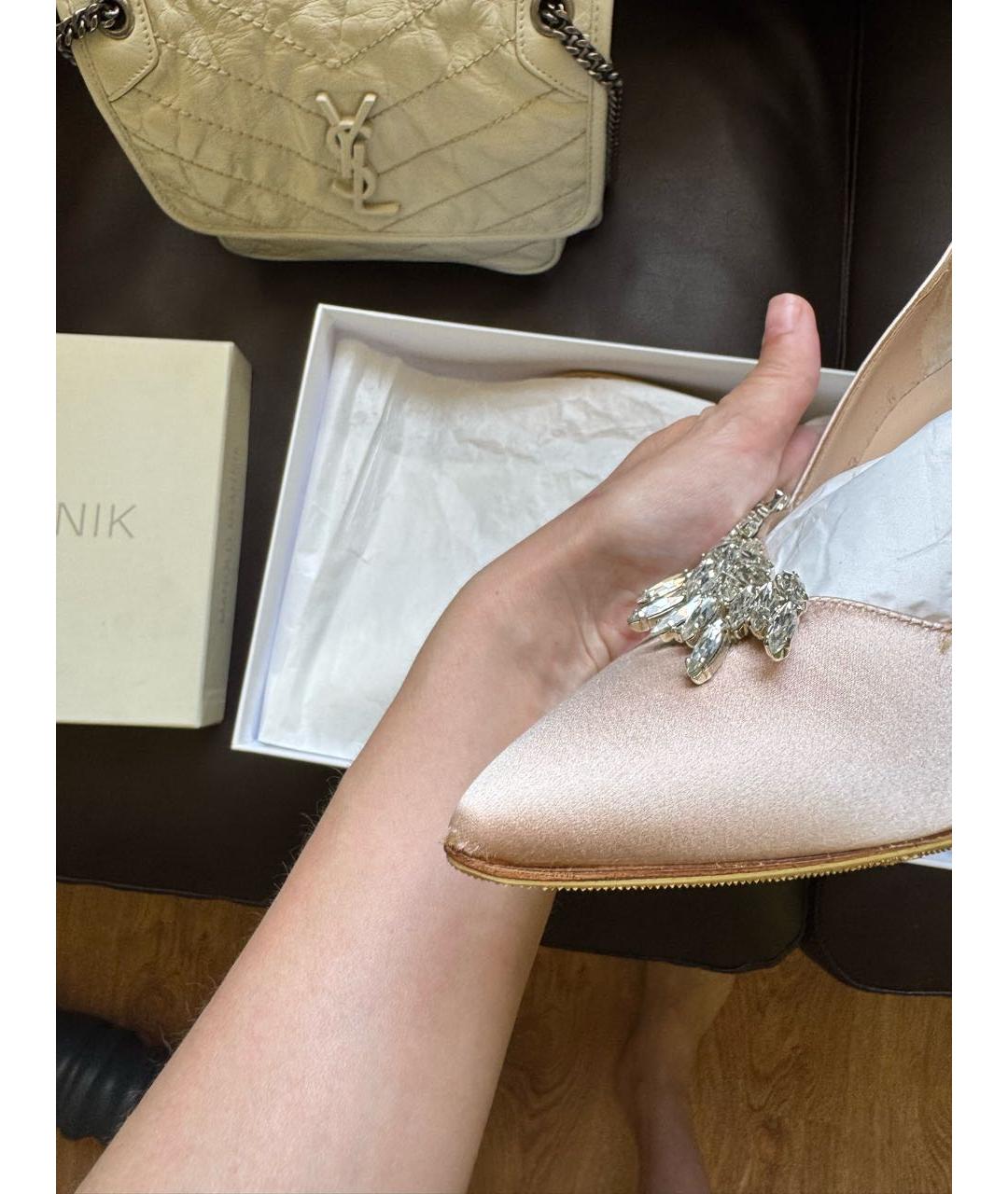 MANOLO BLAHNIK Бежевые текстильные туфли, фото 5