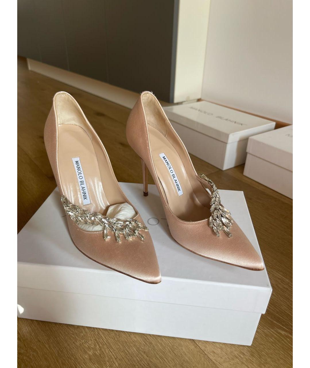 MANOLO BLAHNIK Бежевые текстильные туфли, фото 2