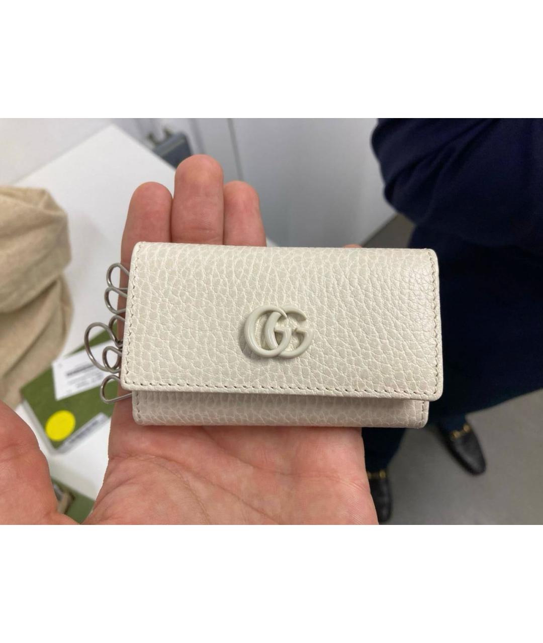 GUCCI Бежевая ключница, фото 2
