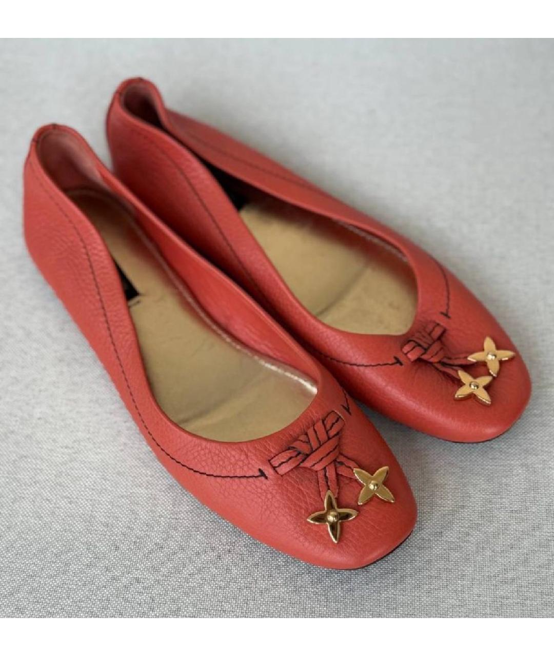 LOUIS VUITTON Красные кожаные балетки, фото 8