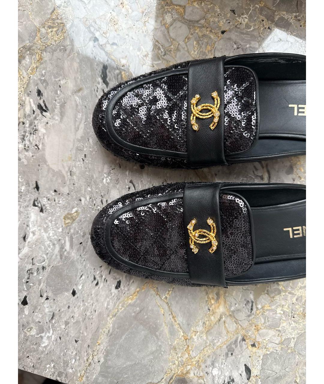 CHANEL Черные кожаные мюли, фото 3