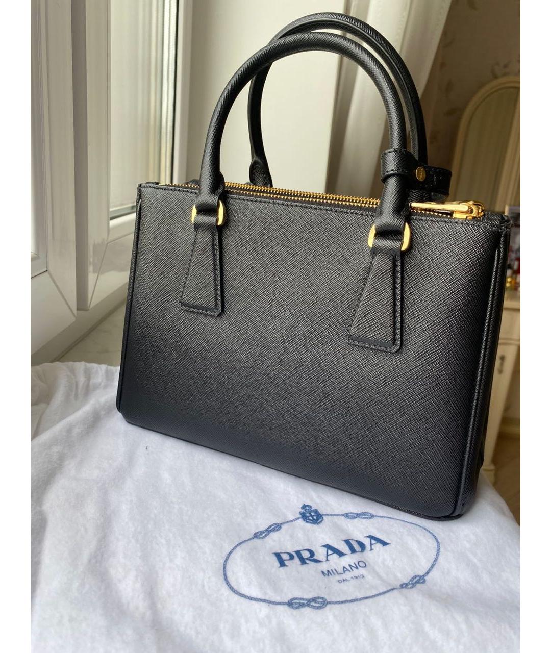 PRADA Черная кожаная сумка с короткими ручками, фото 2