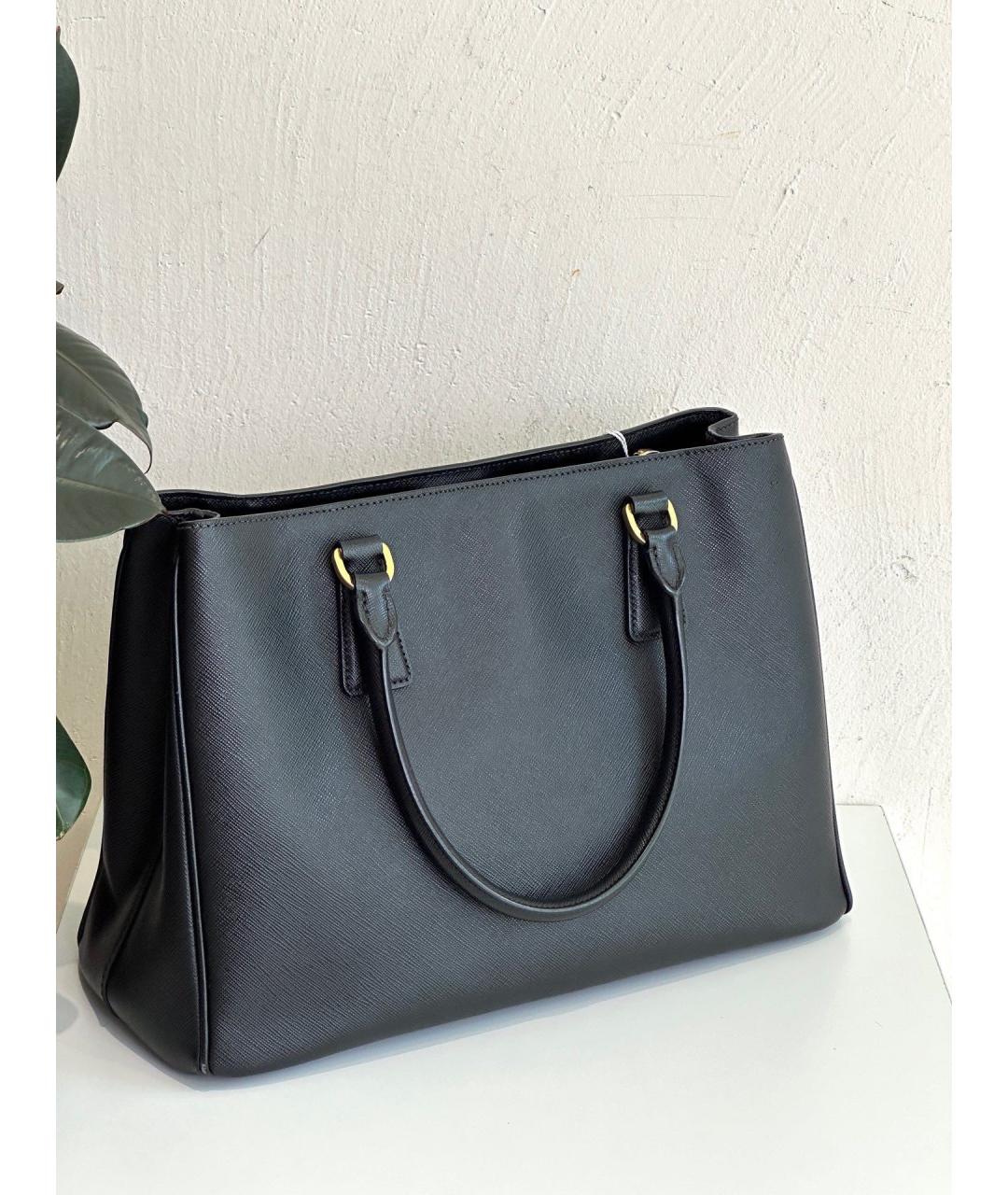 PRADA Черная кожаная сумка тоут, фото 2