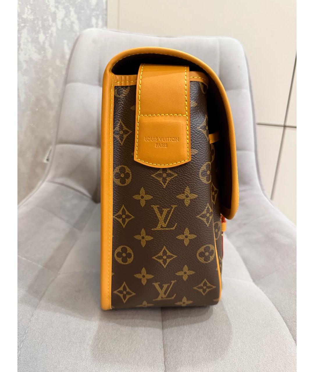 LOUIS VUITTON Коричневая сумка на плечо, фото 3