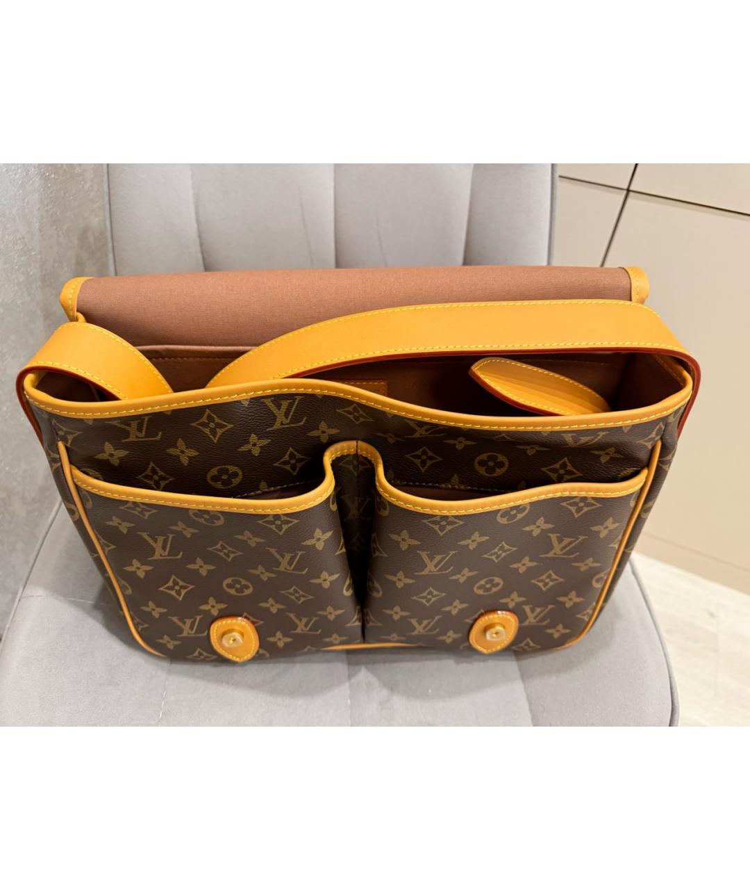 LOUIS VUITTON Коричневая сумка на плечо, фото 5