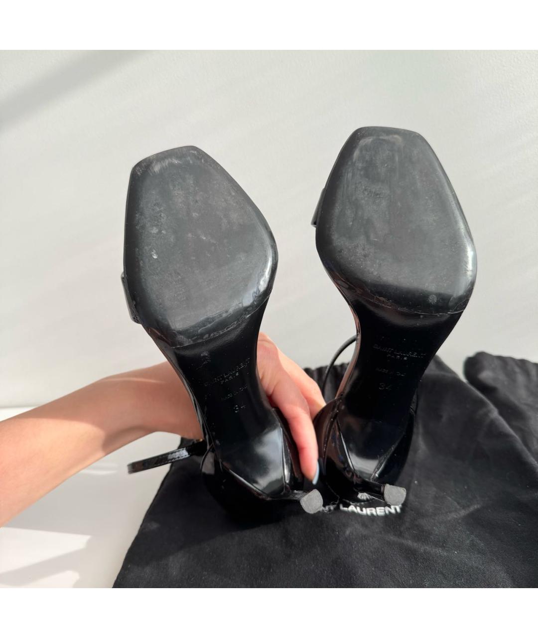 SAINT LAURENT Черные босоножки из лакированной кожи, фото 4