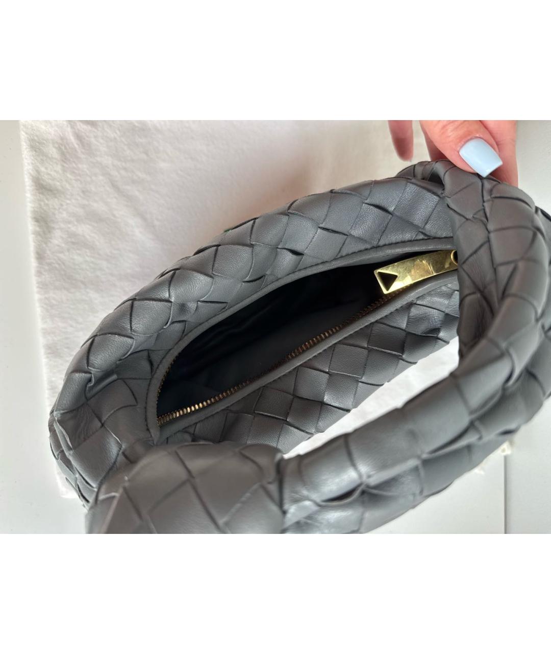BOTTEGA VENETA Серая кожаная сумка с короткими ручками, фото 4