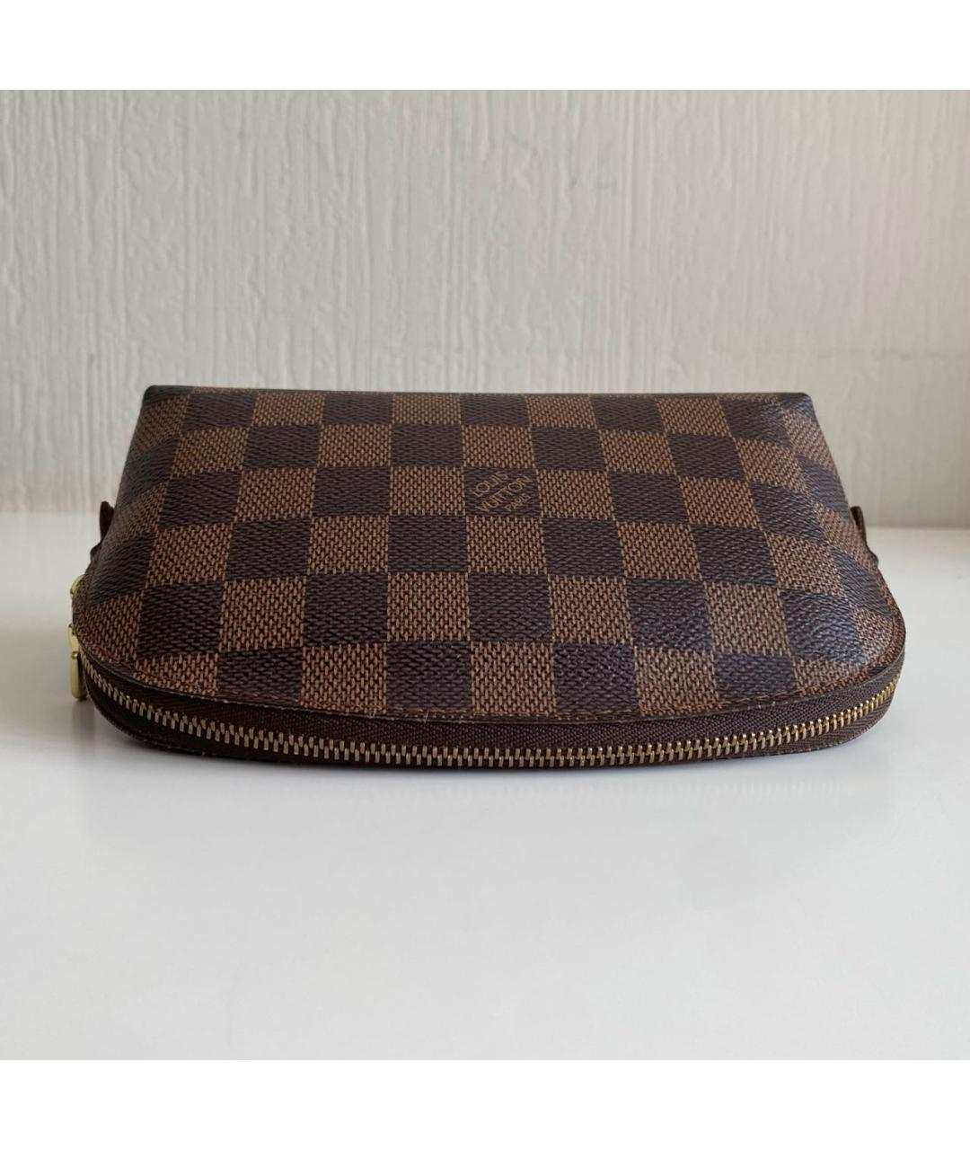 LOUIS VUITTON Коричневая кожаная косметичка, фото 5