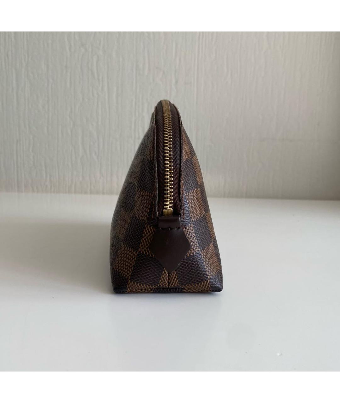 LOUIS VUITTON Коричневая кожаная косметичка, фото 6