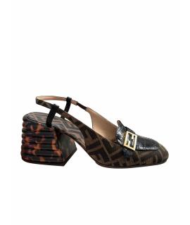 FENDI Босоножки