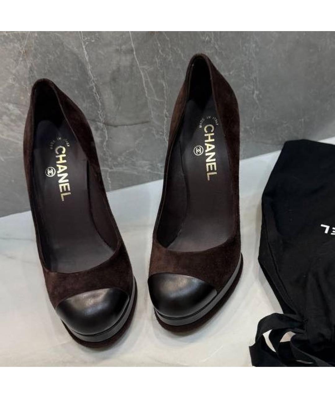 CHANEL Коричневые замшевые туфли, фото 4