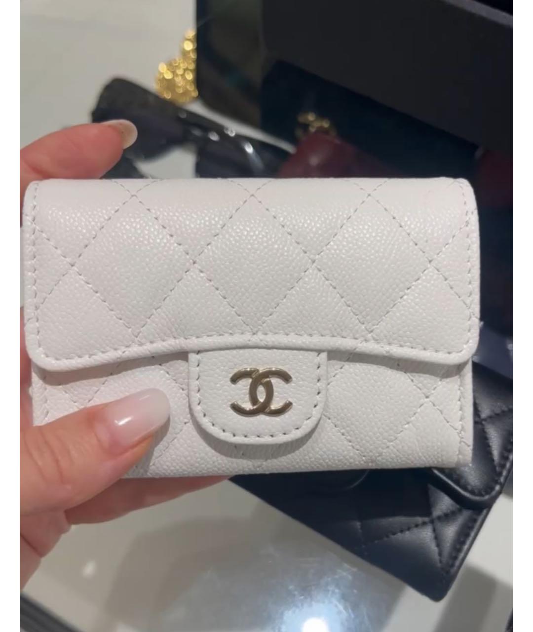 CHANEL Белый кожаный кардхолдер, фото 4