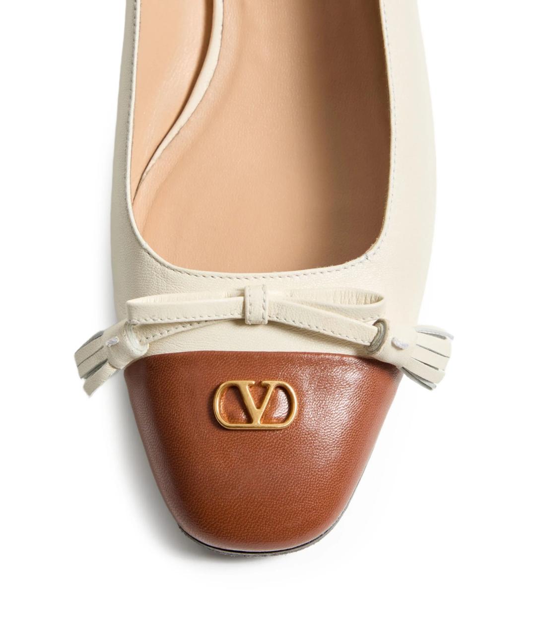 VALENTINO Бежевые кожаные балетки, фото 6