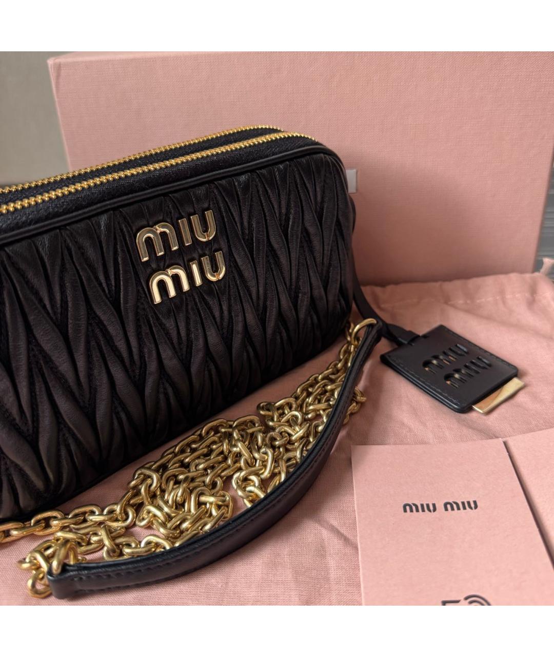 MIU MIU Черная кожаная сумка через плечо, фото 5