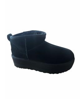 UGG AUSTRALIA Ботинки