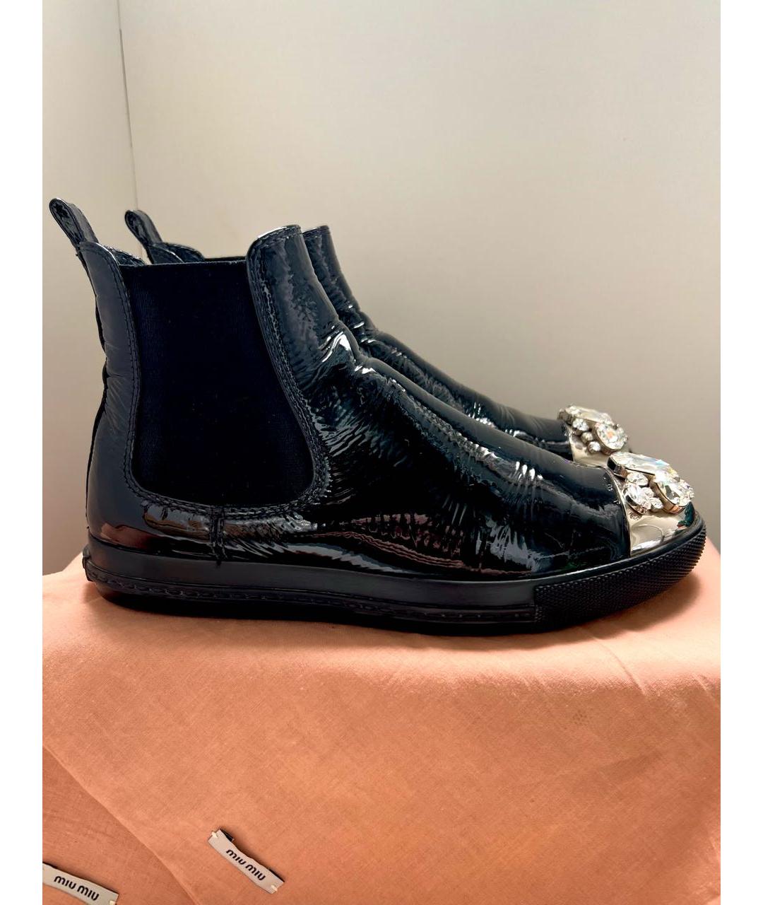 MIU MIU Черные ботинки из лакированной кожи, фото 9
