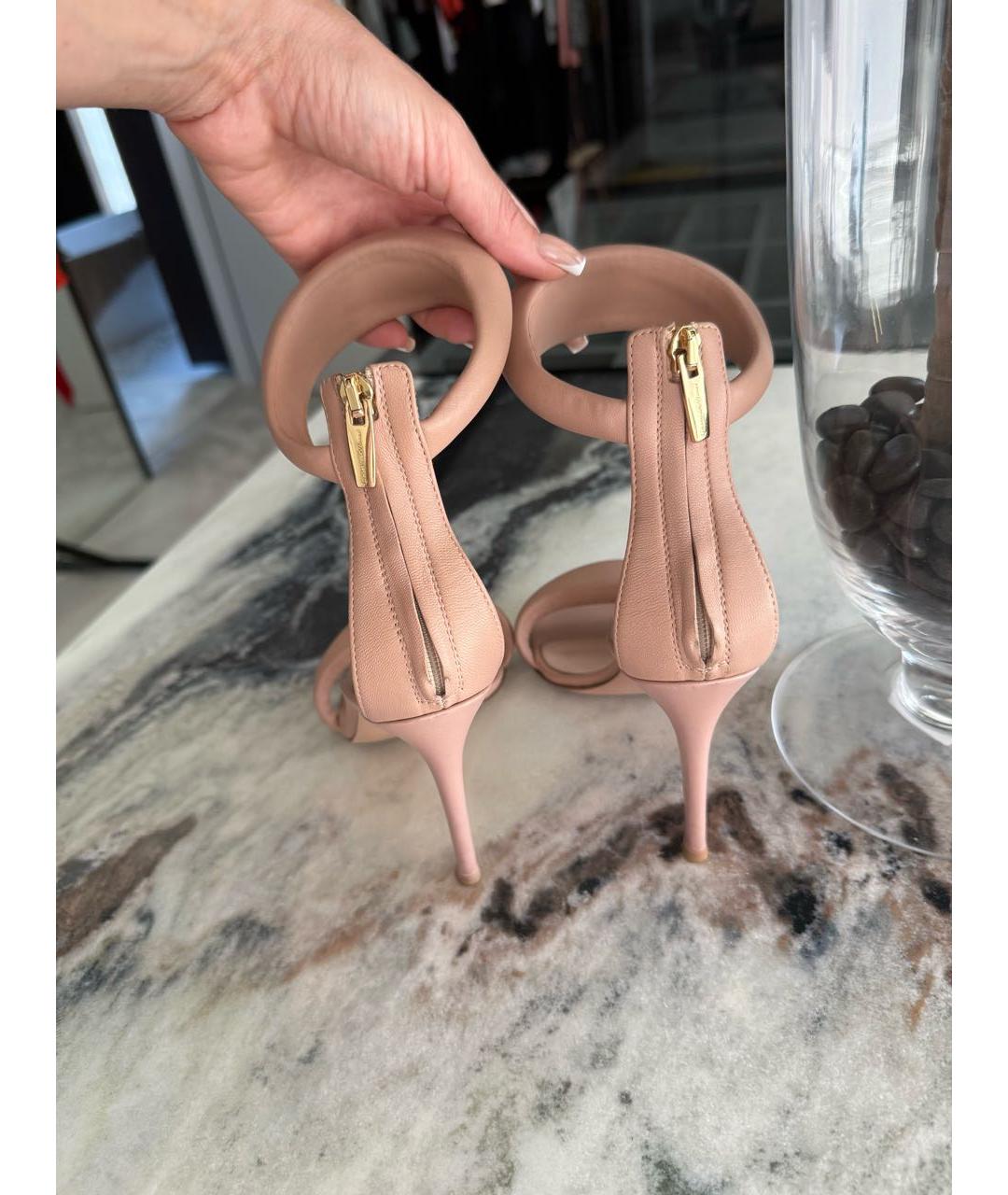 GIANVITO ROSSI Розовые кожаные босоножки, фото 3