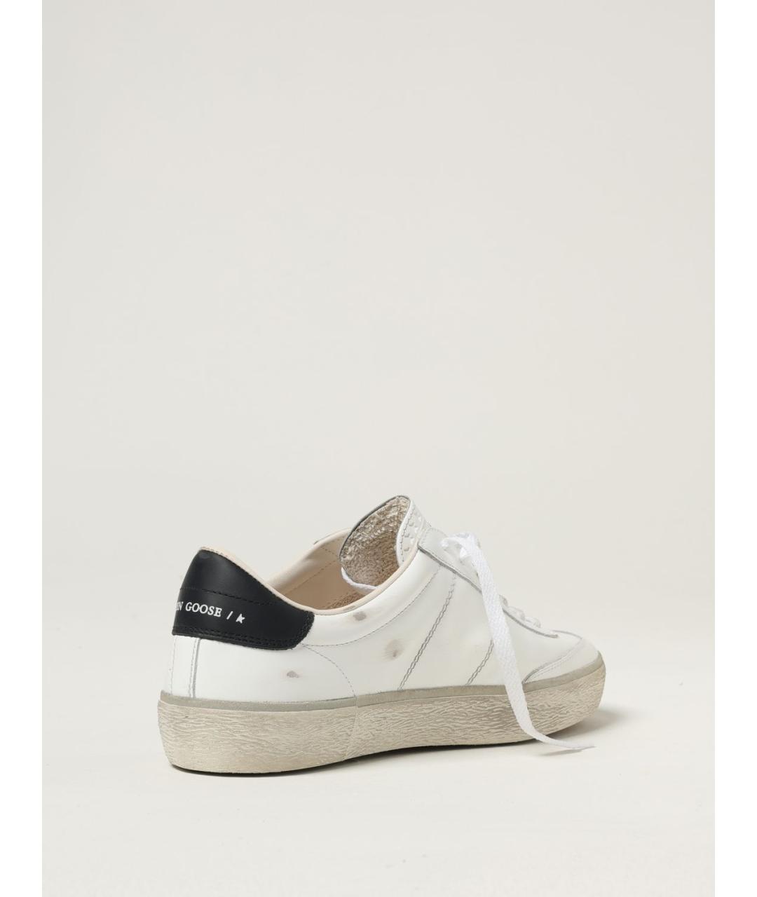 GOLDEN GOOSE DELUXE BRAND Белые кожаные низкие кроссовки / кеды, фото 3