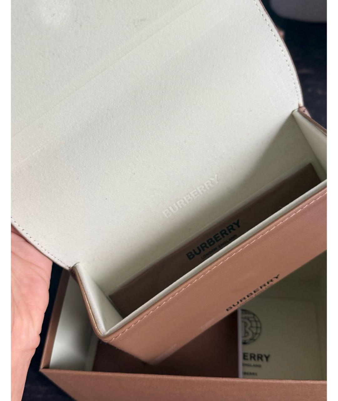 BURBERRY Черные пластиковые солнцезащитные очки, фото 5