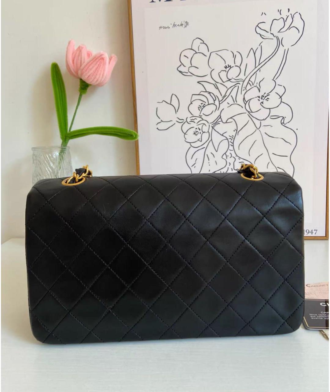 CHANEL Черная кожаная сумка через плечо, фото 3