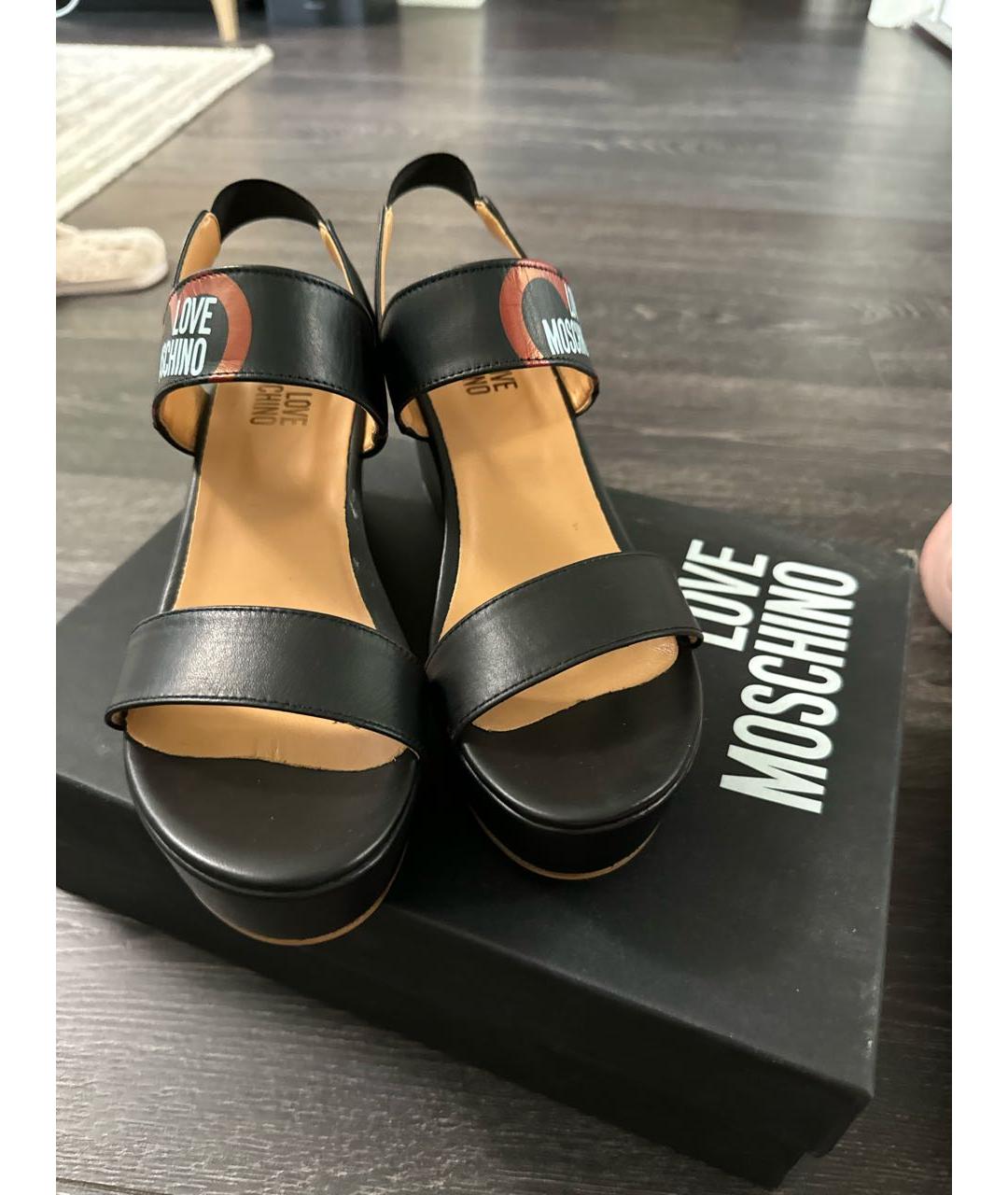 LOVE MOSCHINO Черные кожаные босоножки, фото 2