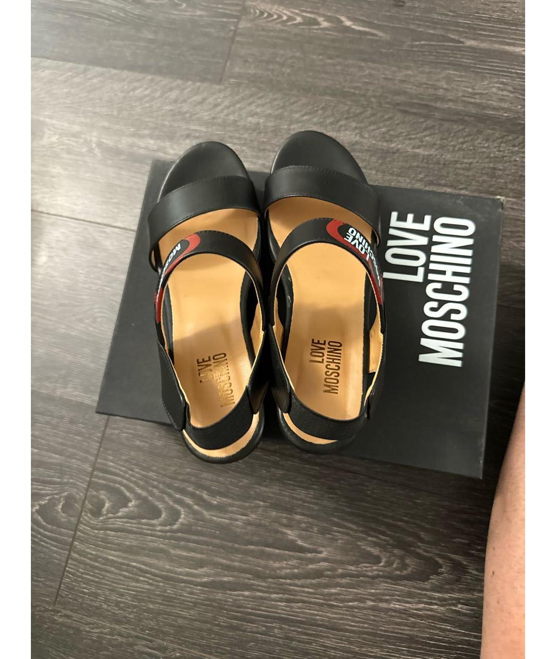 LOVE MOSCHINO Черные кожаные босоножки, фото 3