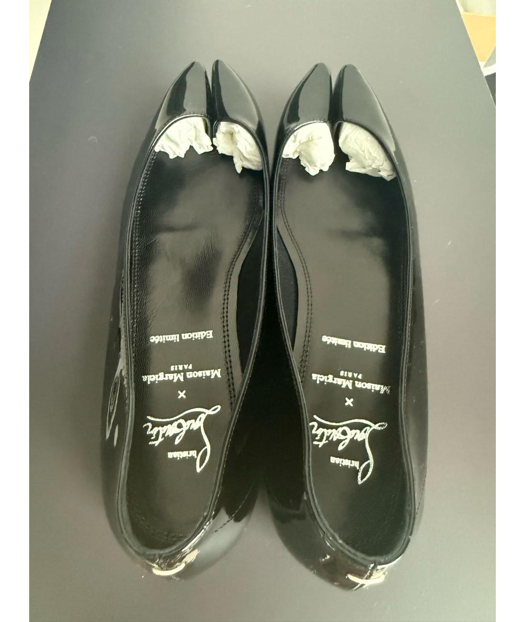 CHRISTIAN LOUBOUTIN Черные балетки из лакированной кожи, фото 3