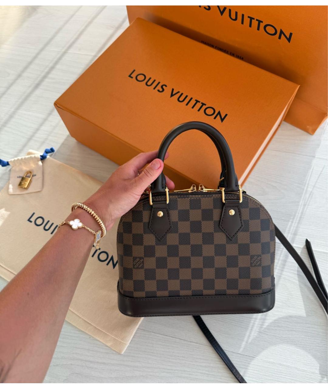 LOUIS VUITTON Коричневая кожаная сумка с короткими ручками, фото 2