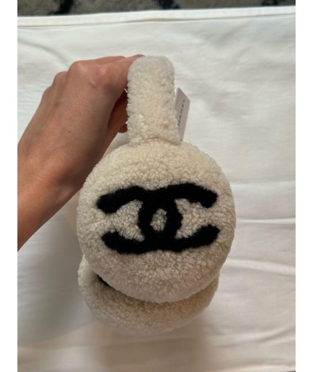 CHANEL Бежевые наушники, фото 3