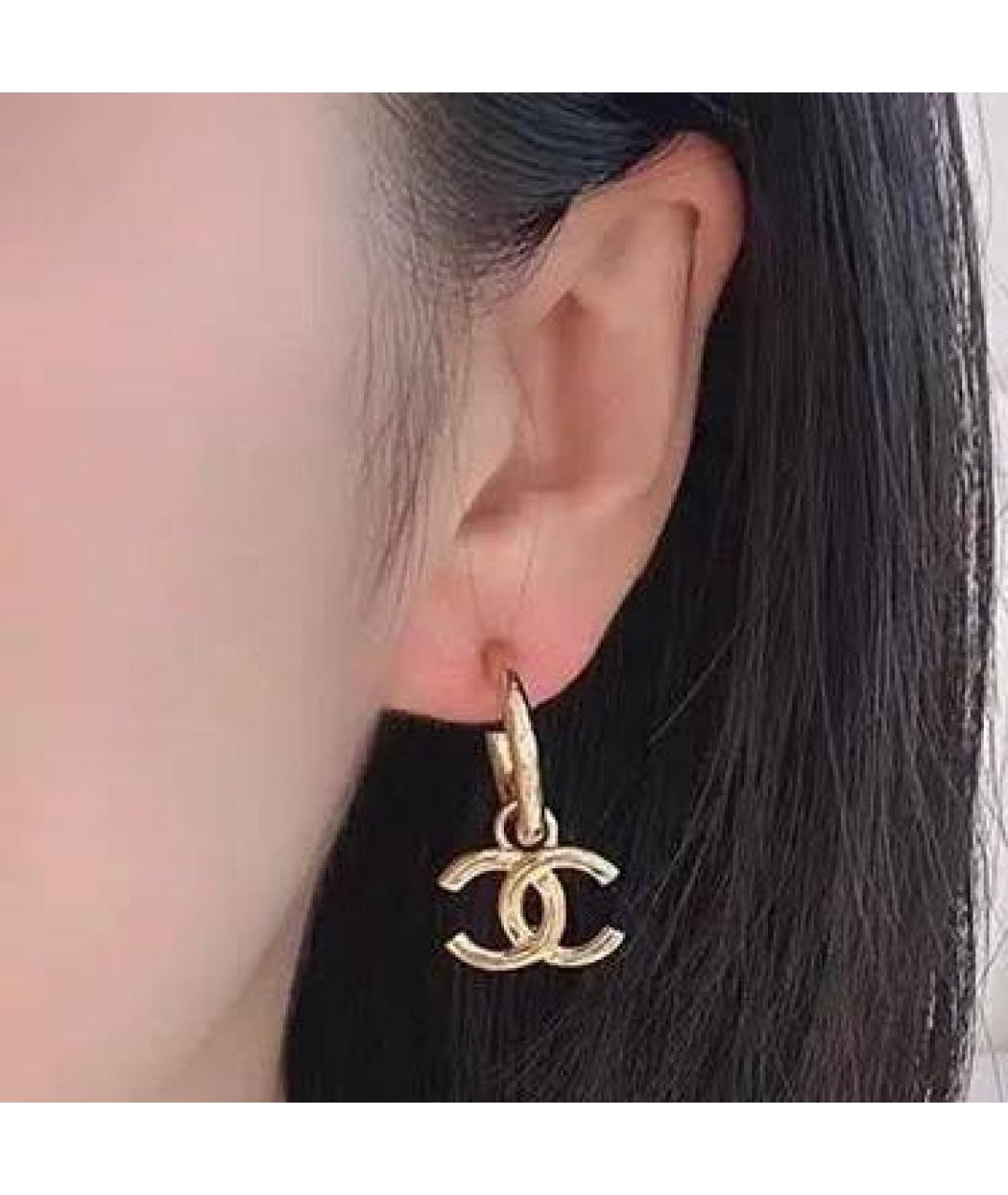 CHANEL Золотые клипсы, фото 3