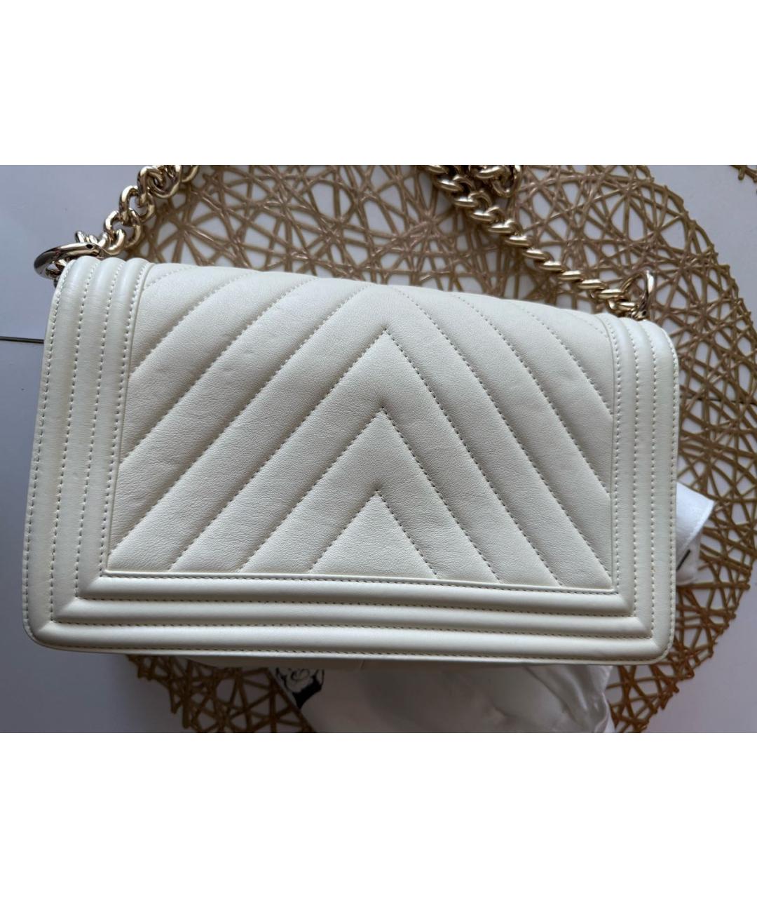 CHANEL Бежевая кожаная сумка через плечо, фото 2