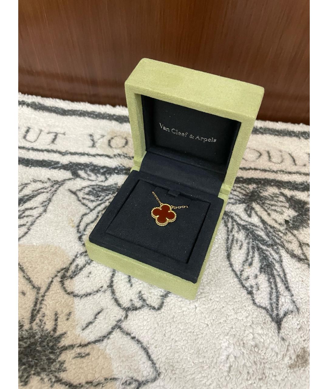 VAN CLEEF & ARPELS Красное колье из желтого золота, фото 2
