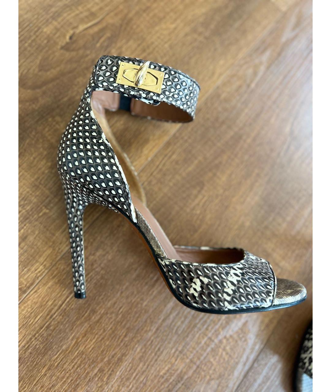 GIVENCHY Бежевые босоножки из экзотической кожи, фото 2